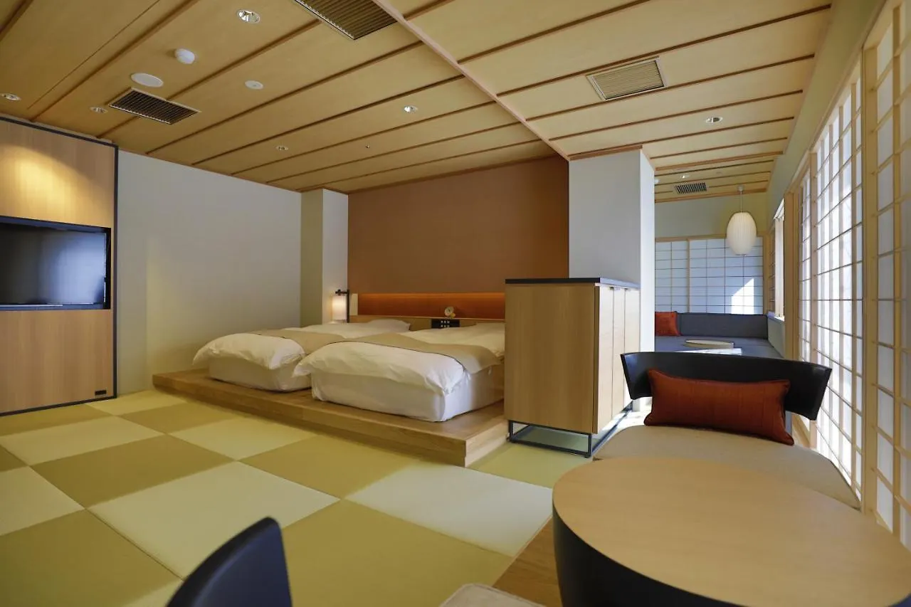 Oku Yugawara Sansuirou Hotel 4*,
