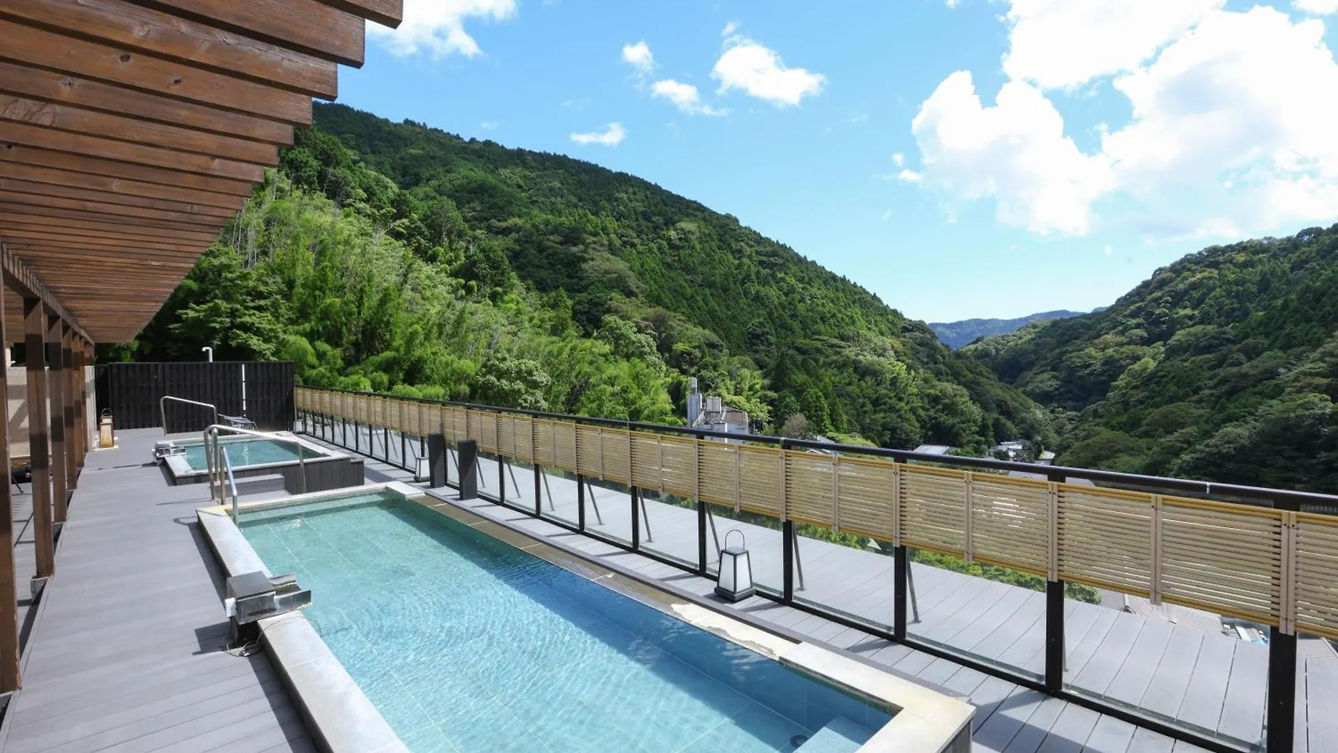 Ryokan Oku Yugawara Sansuirou Hotel
